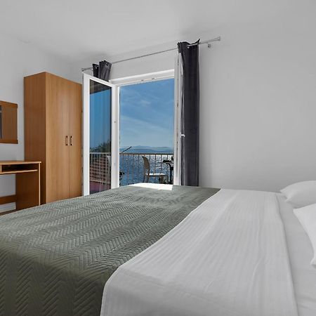 Apartments By The Sea Podgora, Makarska - 2596 Kamer foto